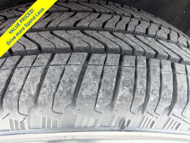 Used 2020 Chevrolet Traverse LT AWD/4WD image 35