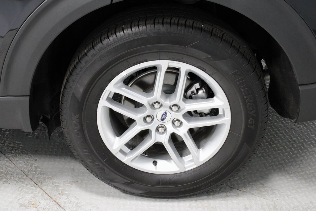Certified 2025 Ford Explorer Active image 20