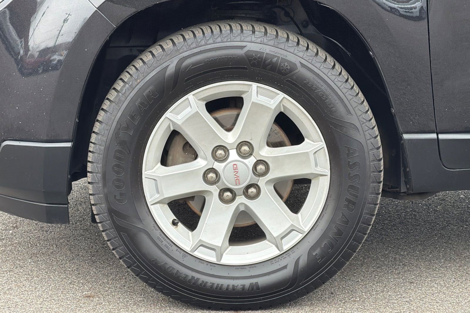 Used 2014 GMC Acadia SLE image 40