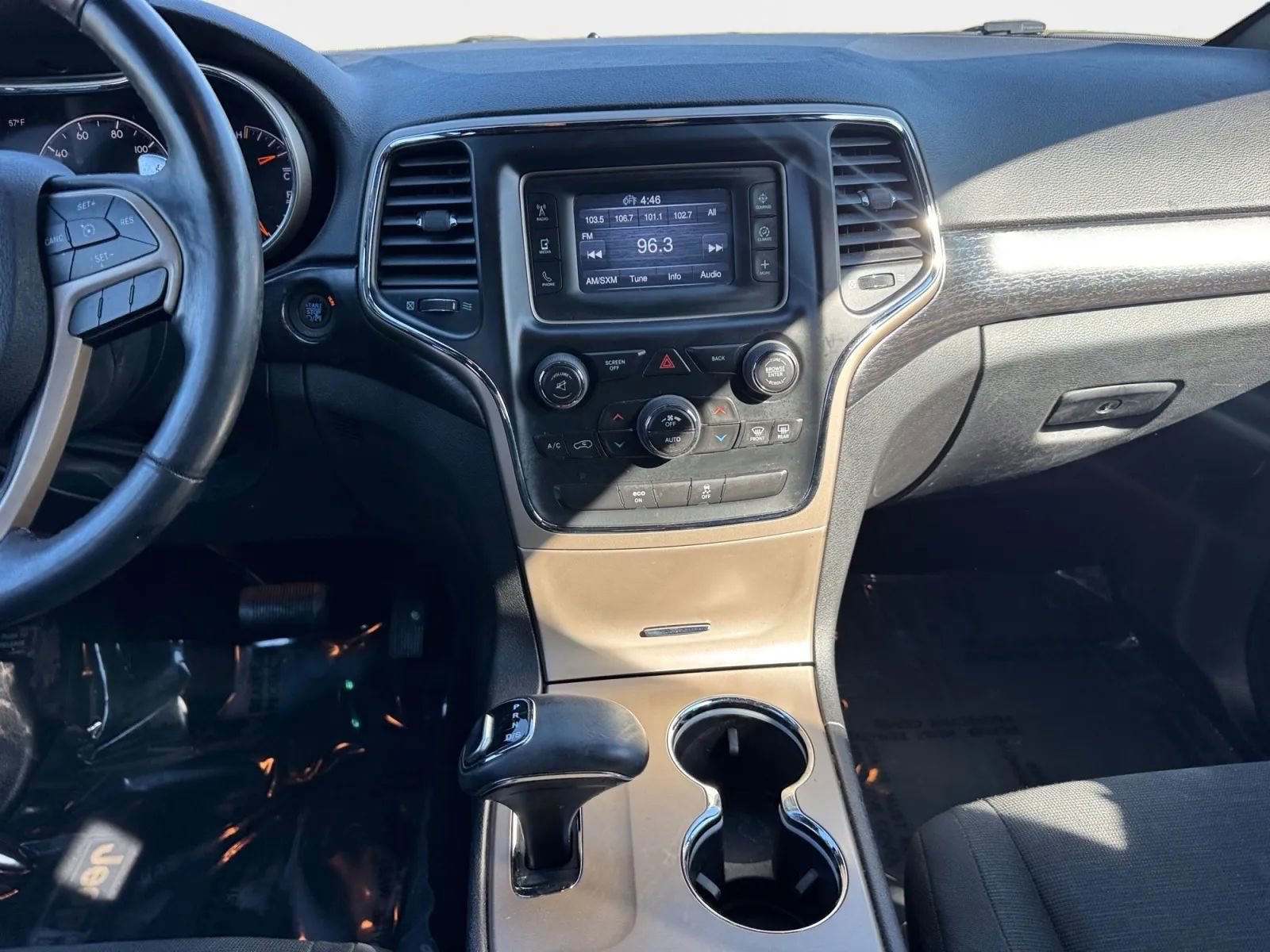 Used 2014 Jeep Grand Cherokee Laredo w/ Quick Order Package 23E RWD image 13
