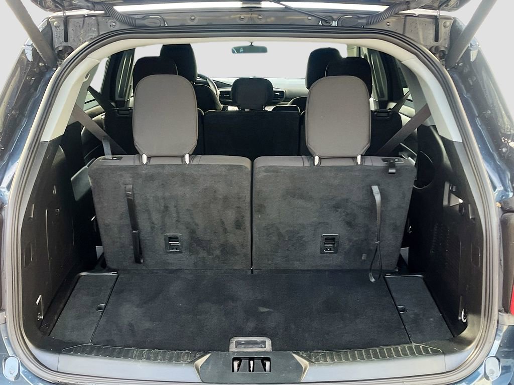 Used 2023 Ford Explorer XLT image 24