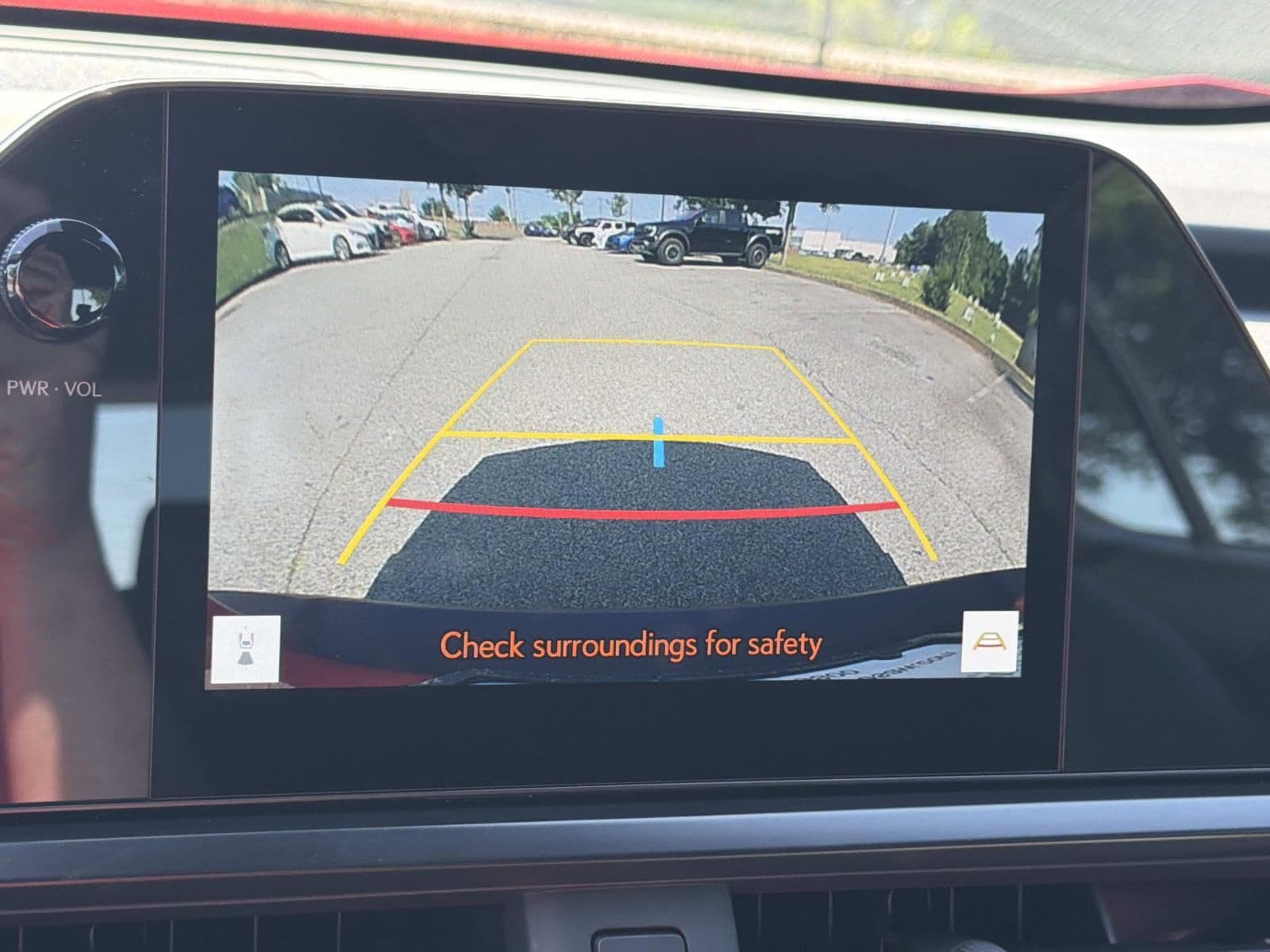 Used 2025 Lexus UX 300h FWD w/ Accessory Package (Z1) image 32