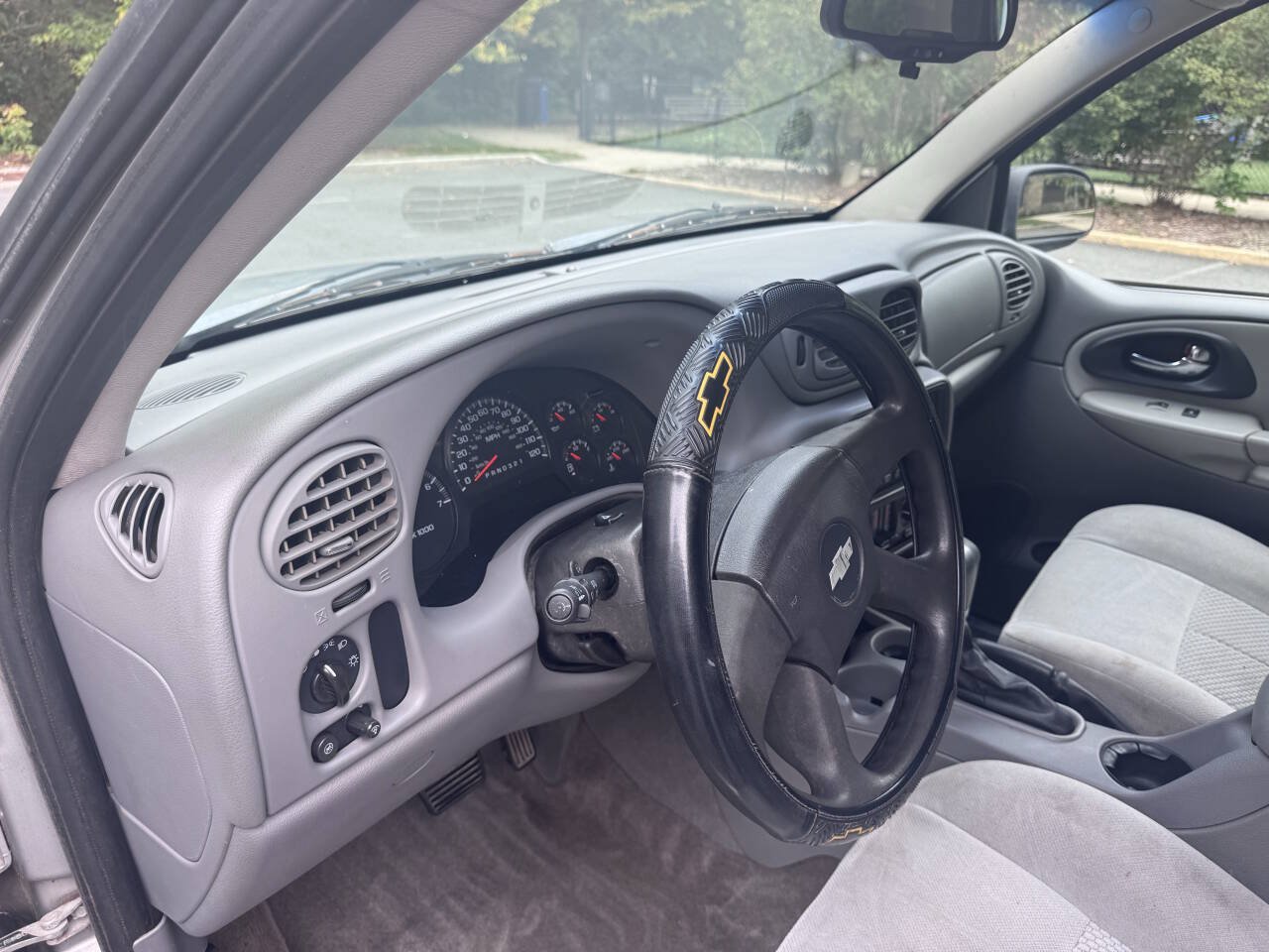 Used 2007 Chevrolet TrailBlazer LS w/ LS Preferred Equipment Group AWD/4WD image 13