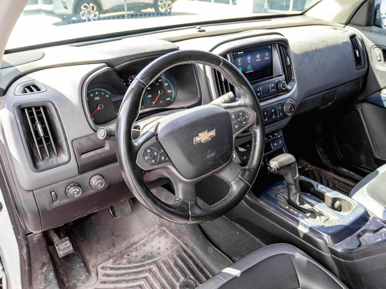 Used 2019 Chevrolet Colorado Z71 AWD/4WD image 8