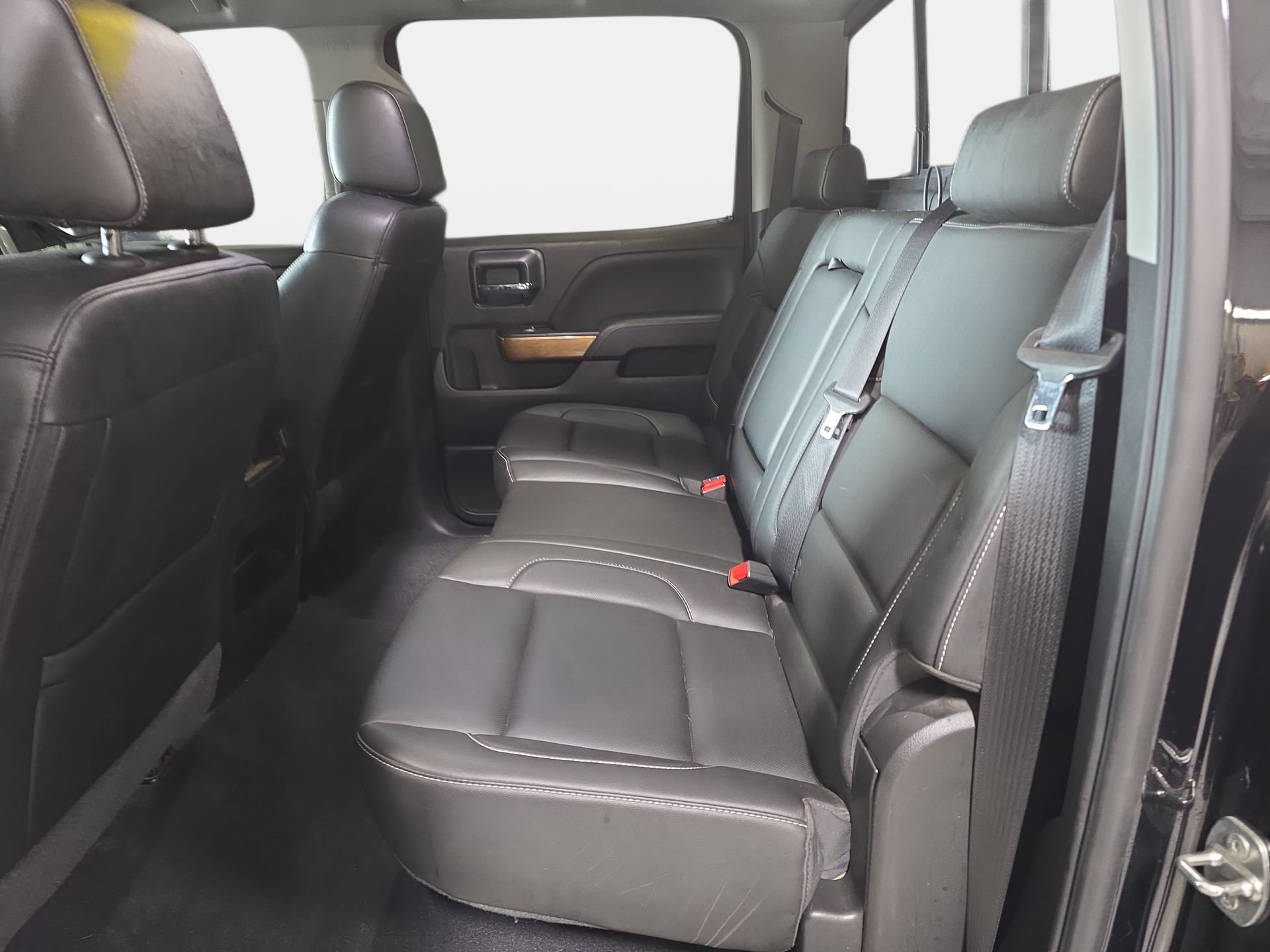 Used 2018 Chevrolet Silverado 1500 LTZ w/ Sport Package AWD/4WD image 14