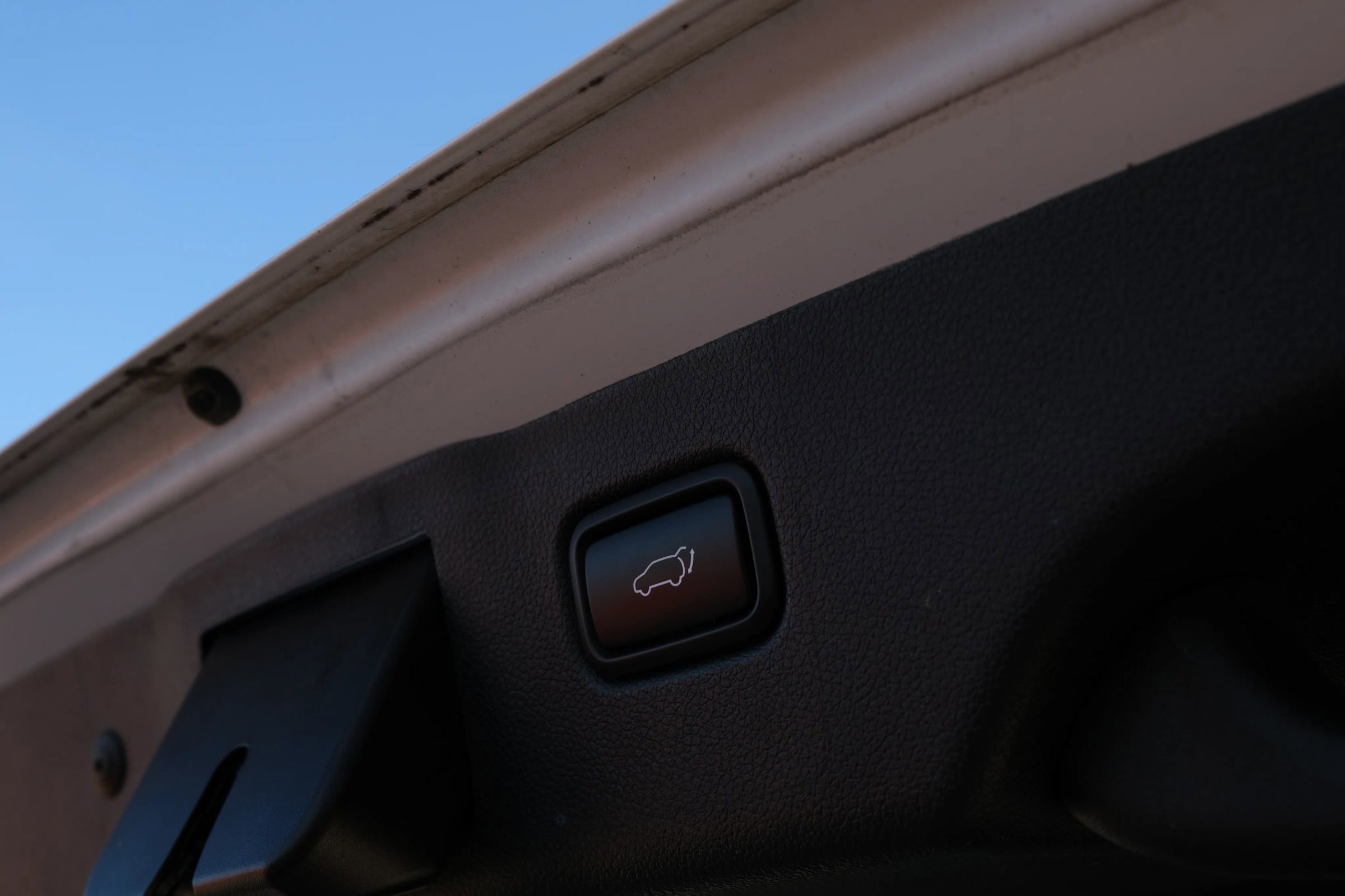 Used 2019 Kia Sorento SX image 23