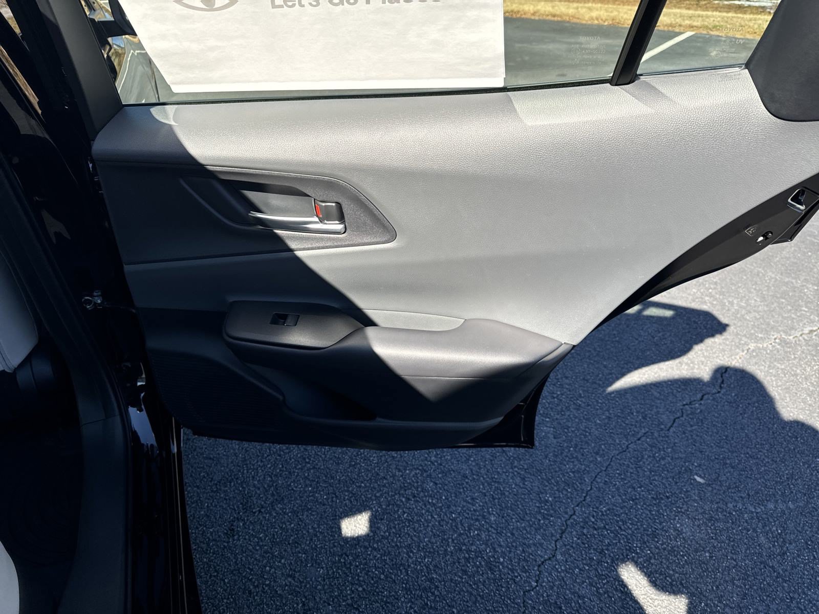 New 2024 Toyota Prius XLE FWD image 30