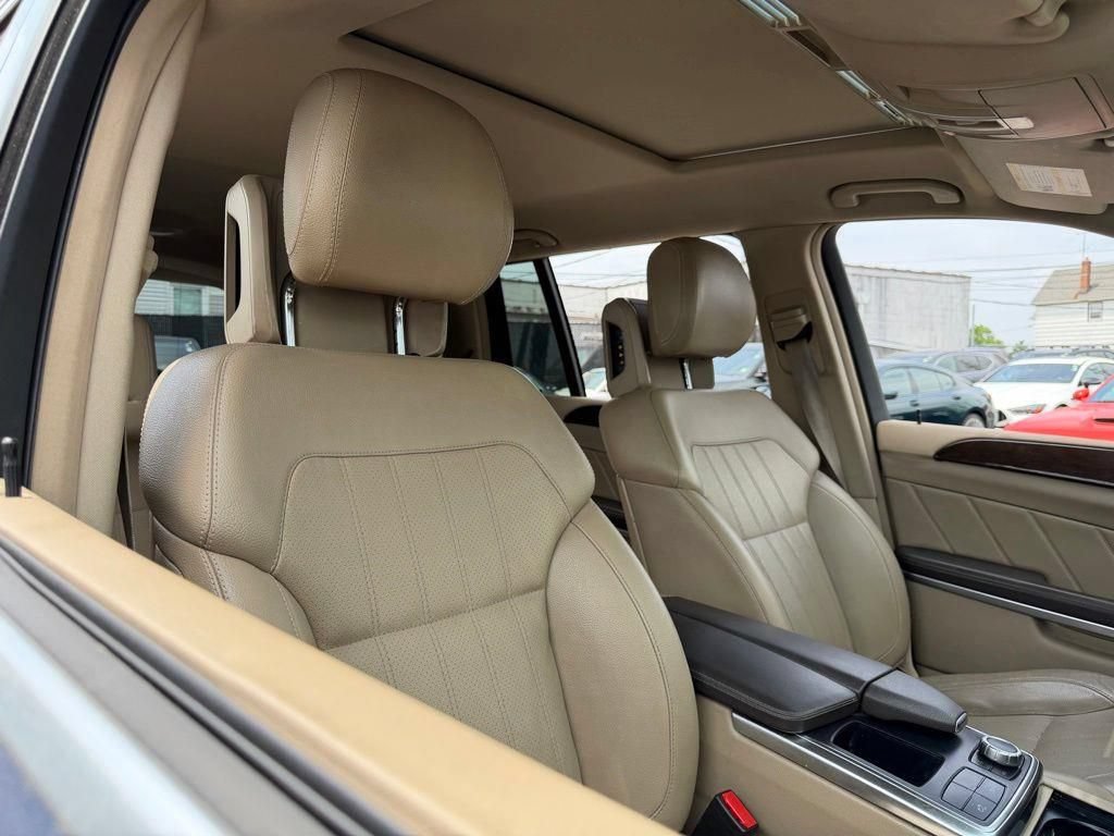 Used 2014 Mercedes-Benz GL 450 4MATIC image 13