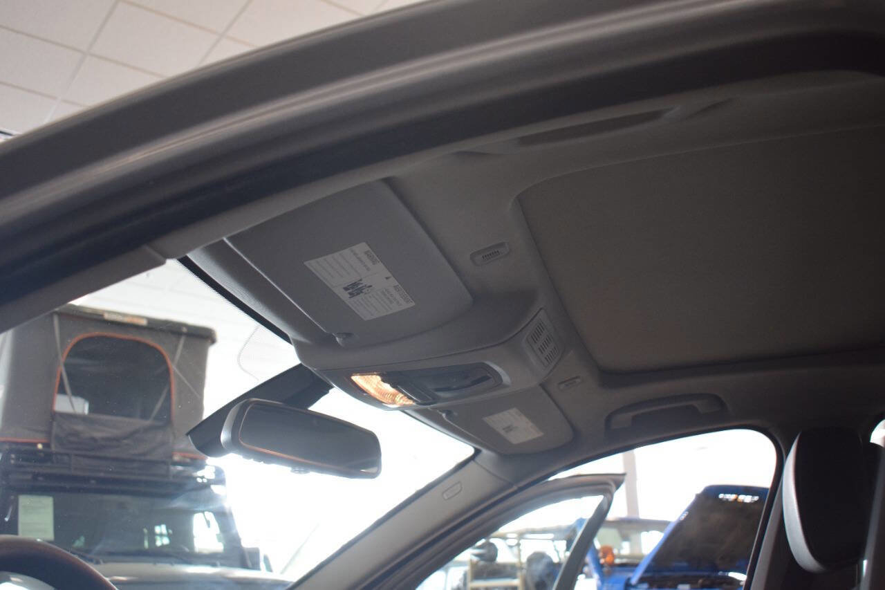 Used 2012 BMW 528i Sedan RWD image 50