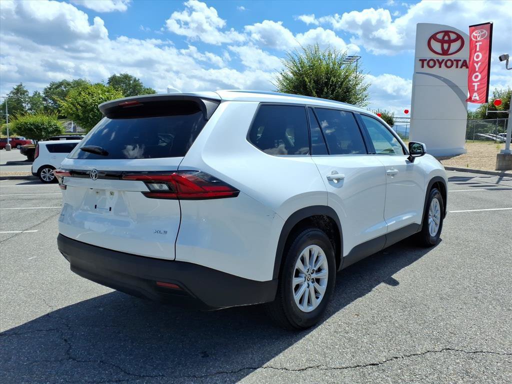 Certified 2025 Toyota Grand Highlander AWD image 4