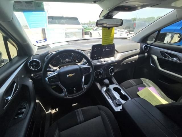 Used 2024 Chevrolet Blazer LT w/ Redline Edition FWD image 7