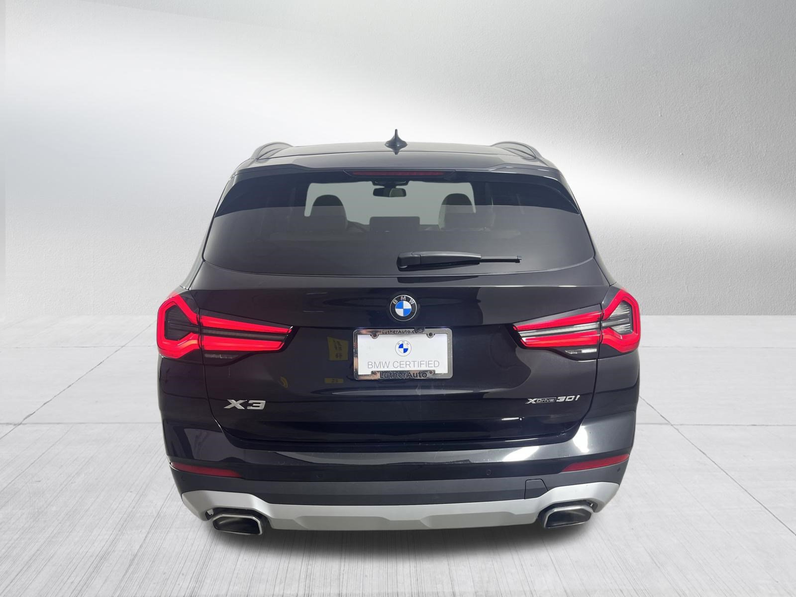 Certified 2024 BMW X3 xDrive30i w/ Premium Package image 6