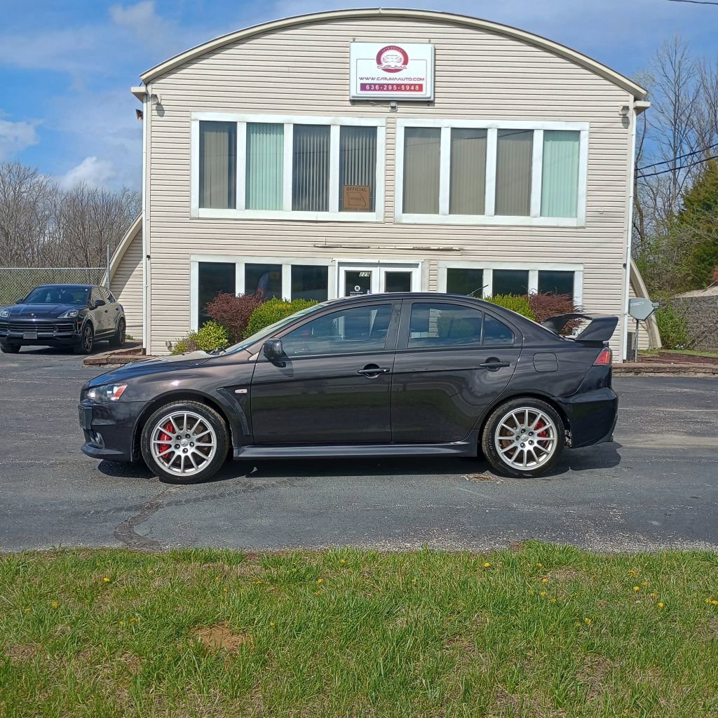 Used 2012 Mitsubishi Lancer Evolution GSR image 2