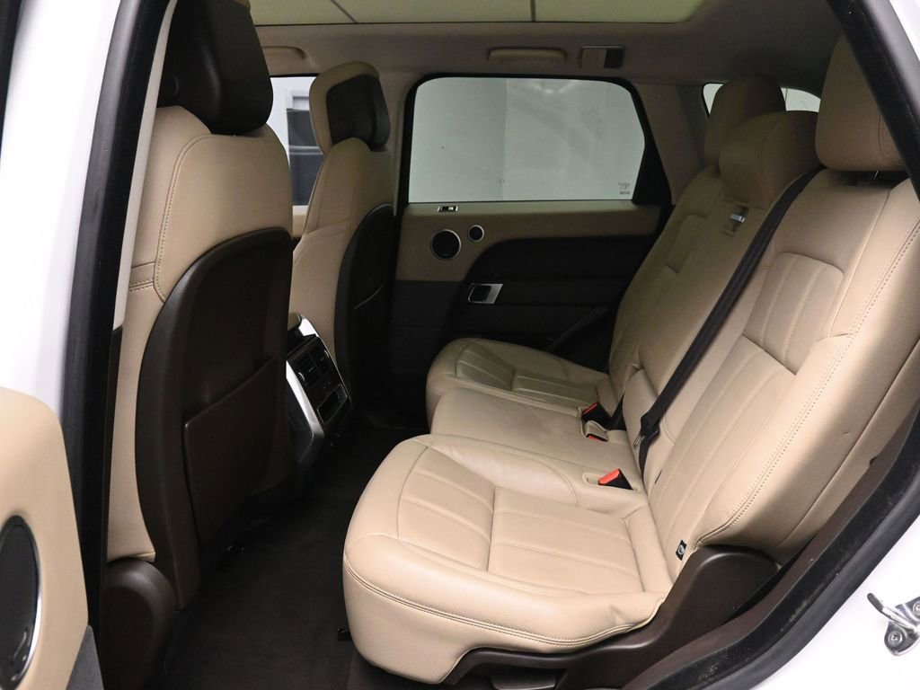 Used 2018 Land Rover Range Rover Sport SE image 14