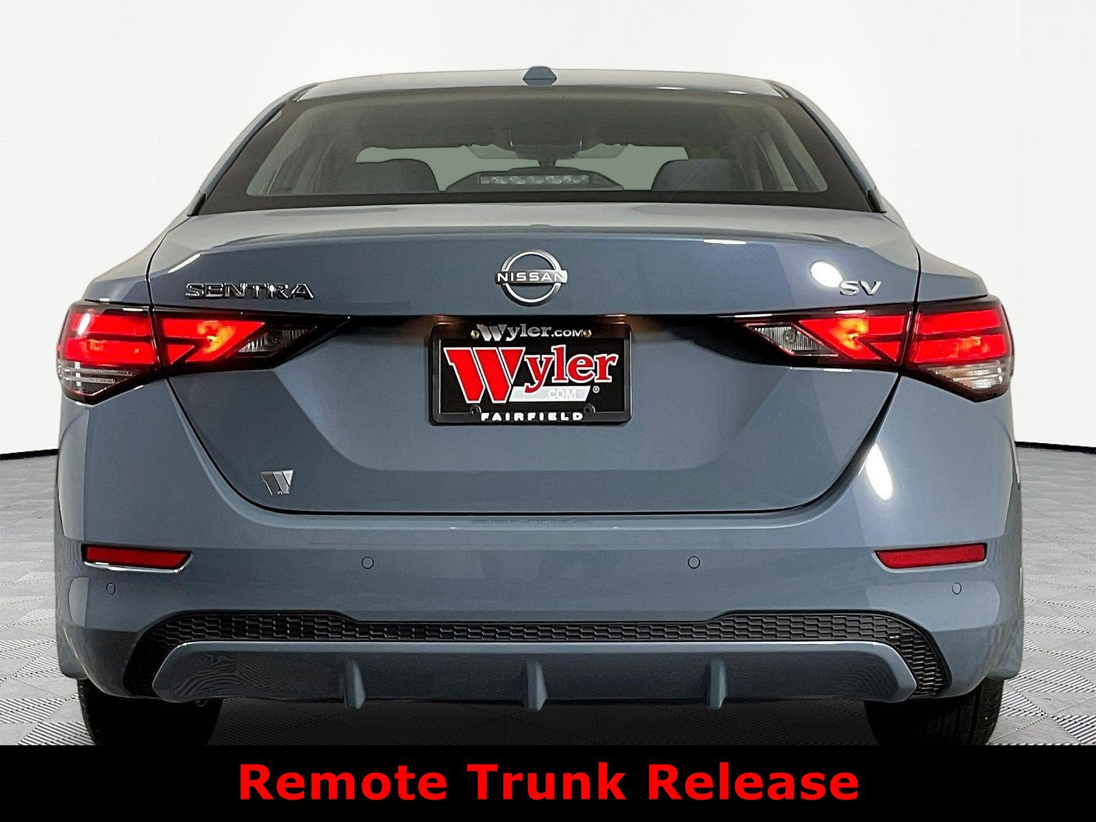 Used 2024 Nissan Sentra SV FWD image 5