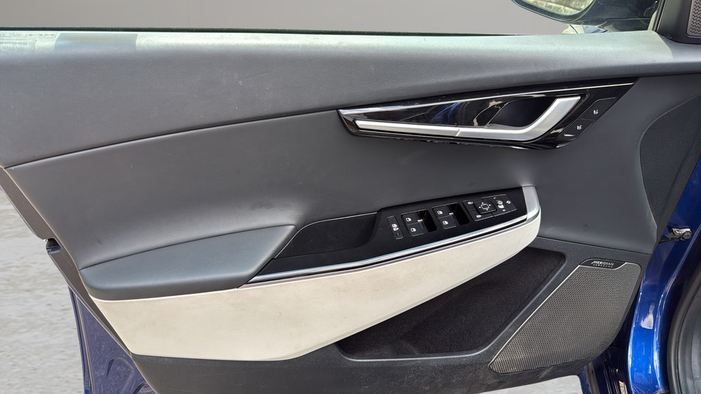 Used 2023 Kia EV6 GT-Line AWD/4WD image 9