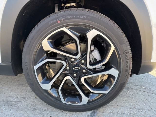 New 2026 Chevrolet Trax RS w/ Sunroof Package image 11