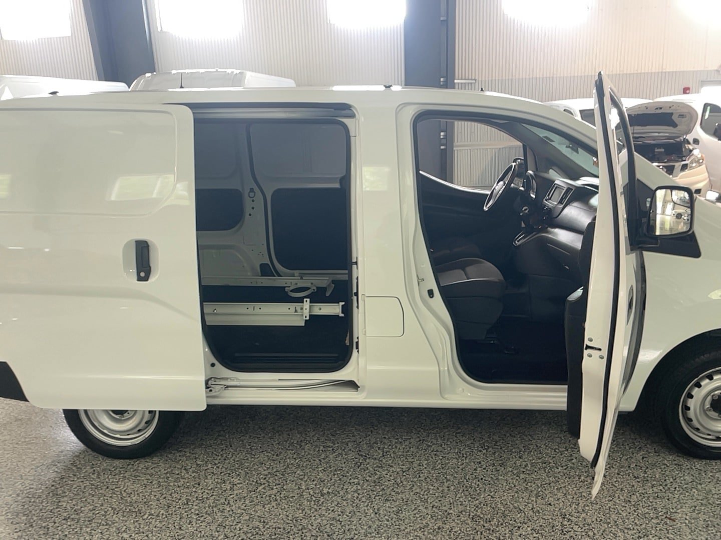 Used 2021 Nissan NV200 S FWD image 12