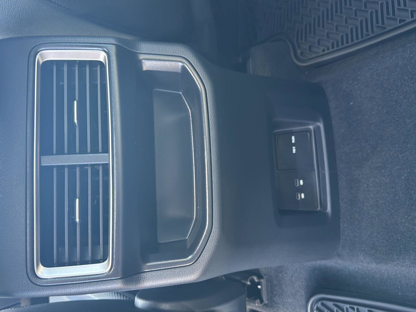 New 2026 Volkswagen Atlas Cross Sport SE image 22