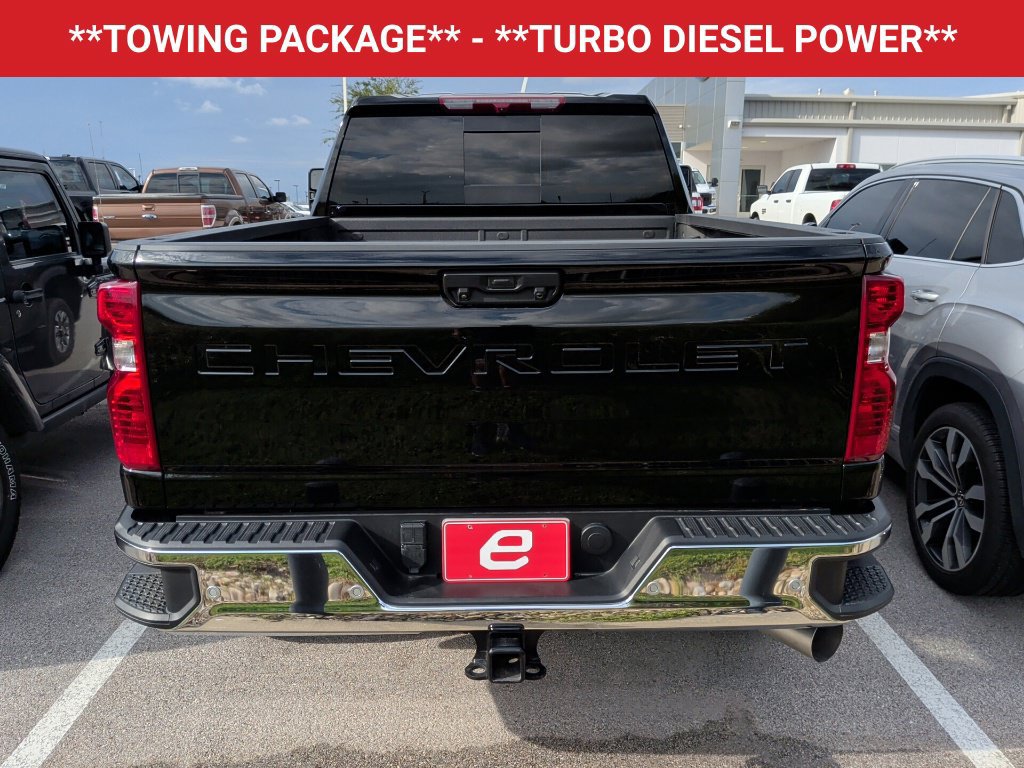 Used 2025 Chevrolet Silverado 2500 LT w/ Texas Edition AWD/4WD image 6