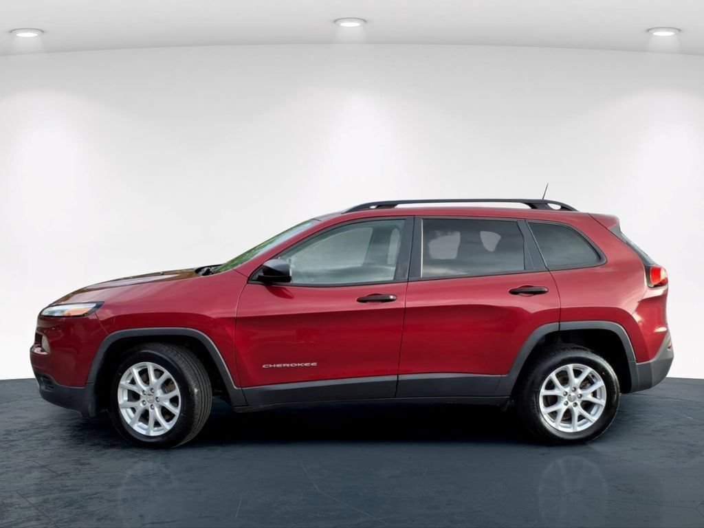 Used 2017 Jeep Cherokee Sport FWD image 16