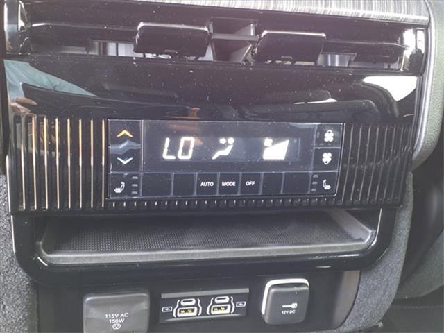 New 2023 Jeep Wagoneer Series III w/ Convenience Group I image 16