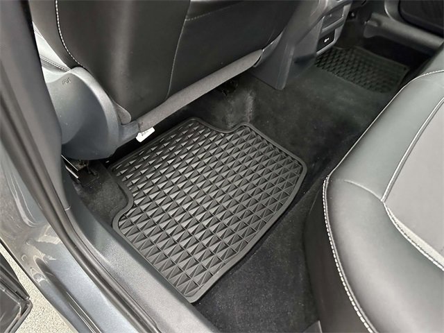 Certified 2022 Volkswagen Taos SE w/ Panoramic Sunroof Package image 21