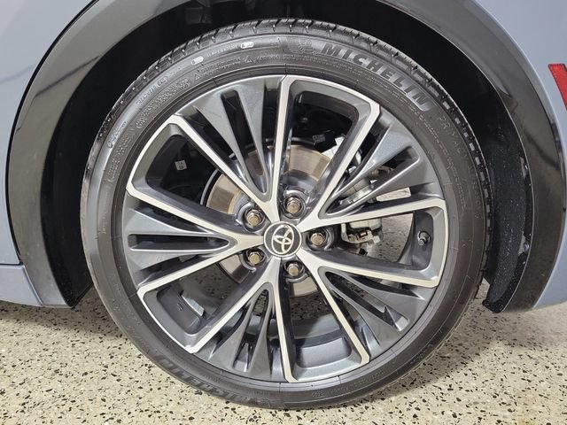 Used 2026 Toyota Prius Limited FWD image 8