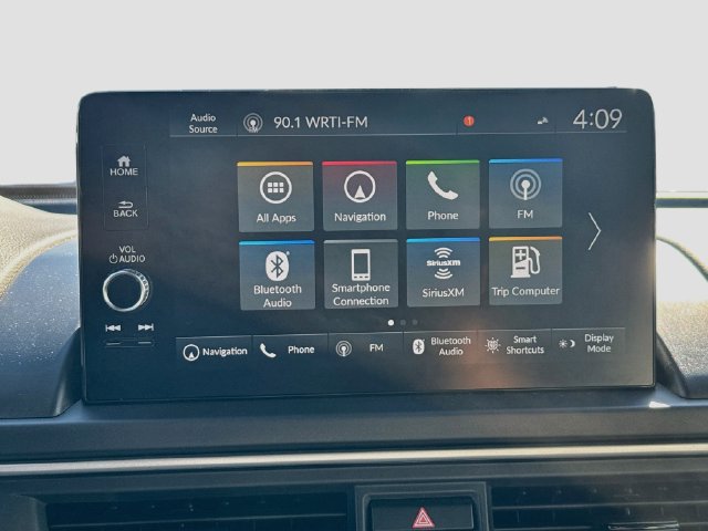 Certified 2025 Honda Pilot Touring image 19
