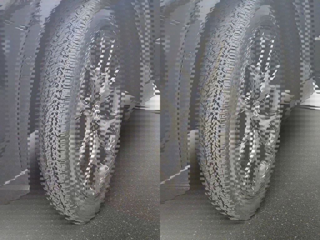 New 2026 Lexus TX 500h AWD image 34