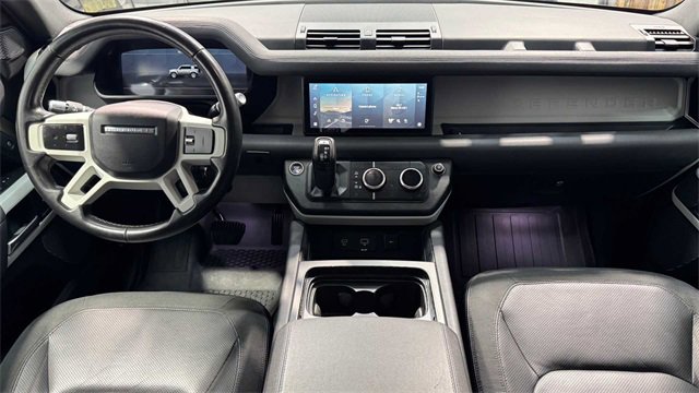 Used 2020 Land Rover Defender 110 SE image 19