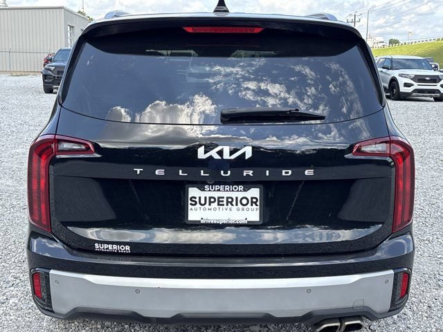 Used 2023 Kia Telluride S AWD/4WD image 4
