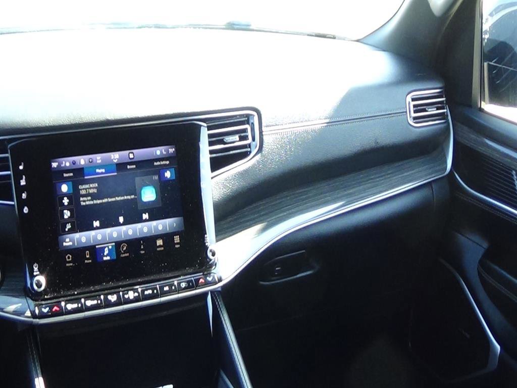 Used 2022 Jeep Wagoneer Series II image 15