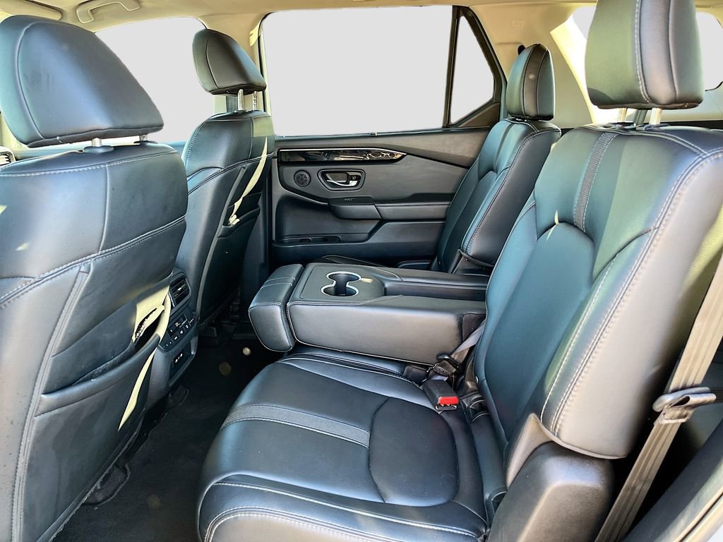 Used 2024 Honda Pilot Touring image 26