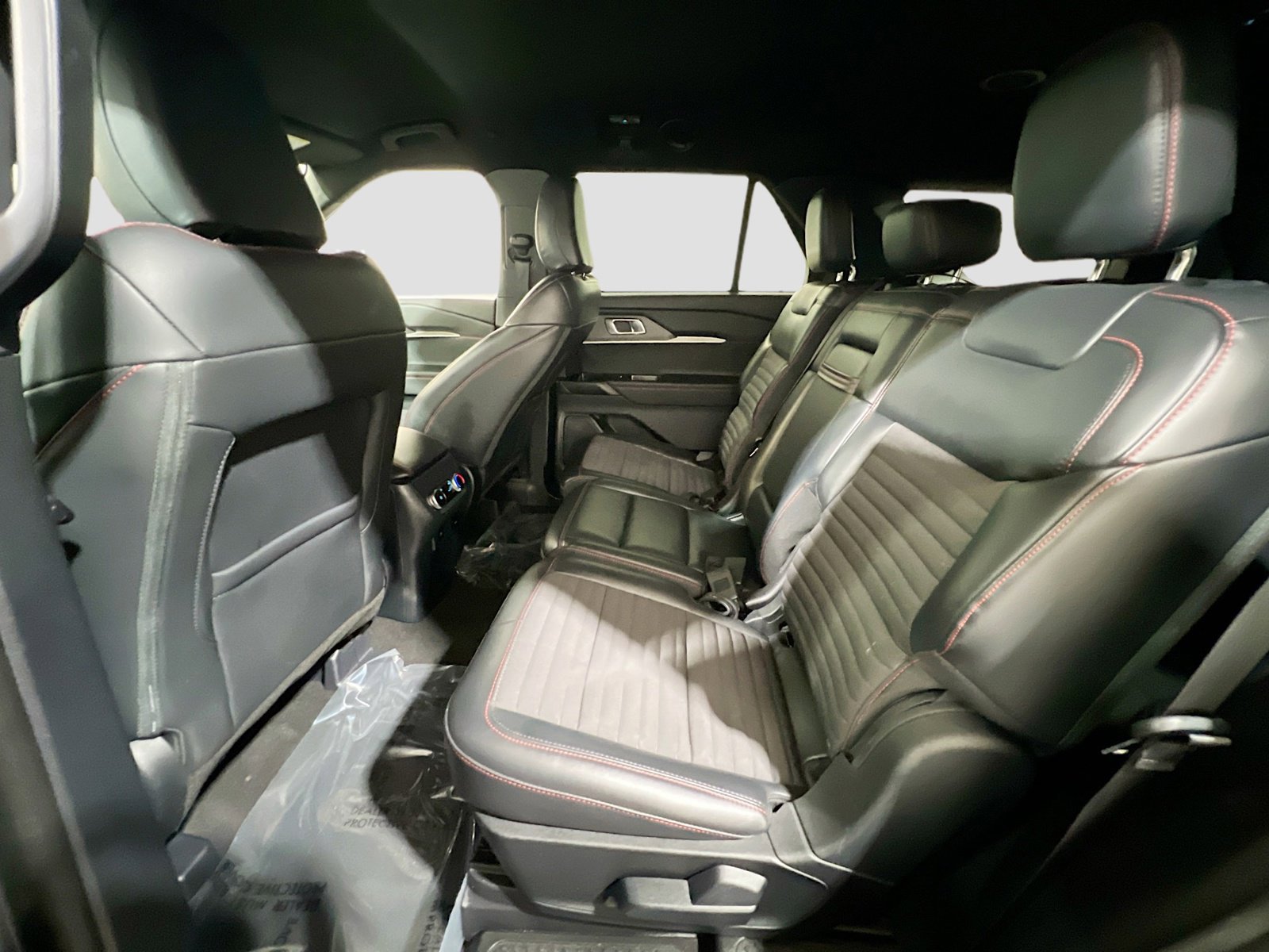Used 2025 Ford Explorer ST-Line RWD image 17