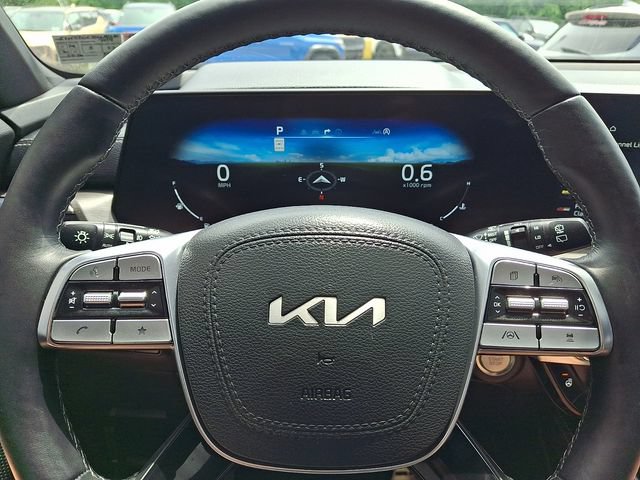 Certified 2025 Kia Telluride SX X-Line AWD/4WD image 19