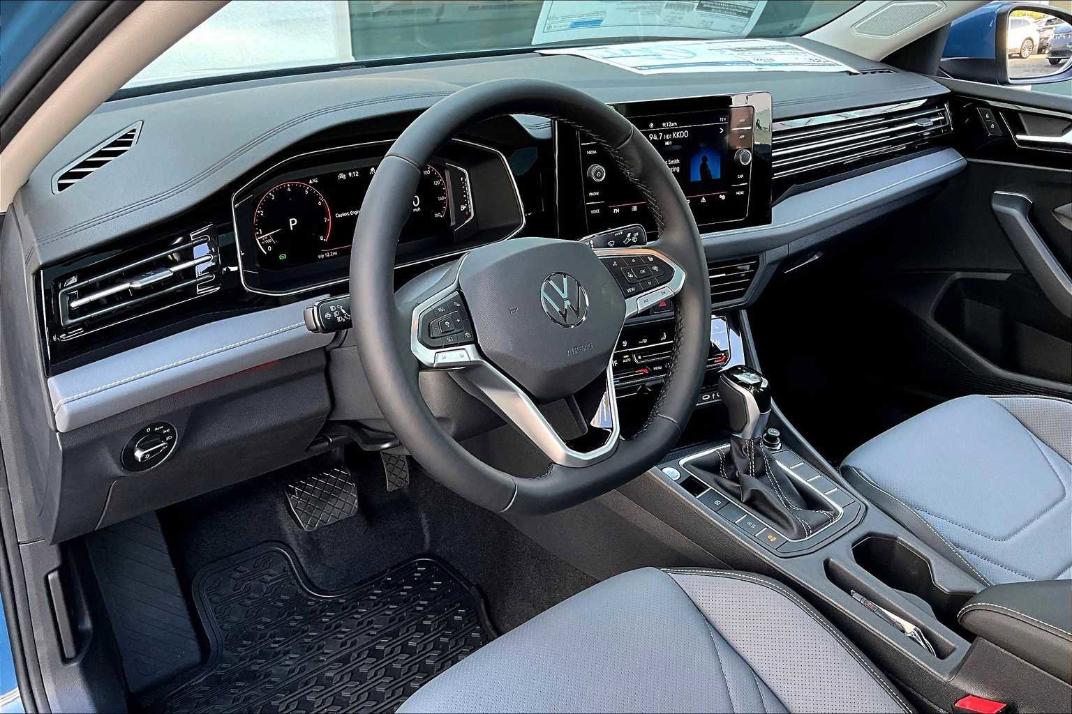 New 2025 Volkswagen Jetta SEL image 8