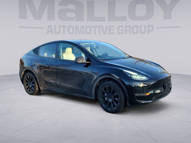 Used 2025 Tesla Model Y Long Range image 7