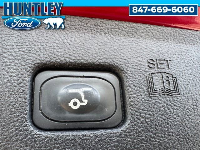 Used 2023 Ford Edge ST-Line image 11