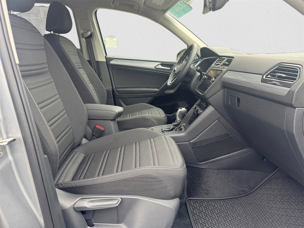 Certified 2024 Volkswagen Tiguan S image 15