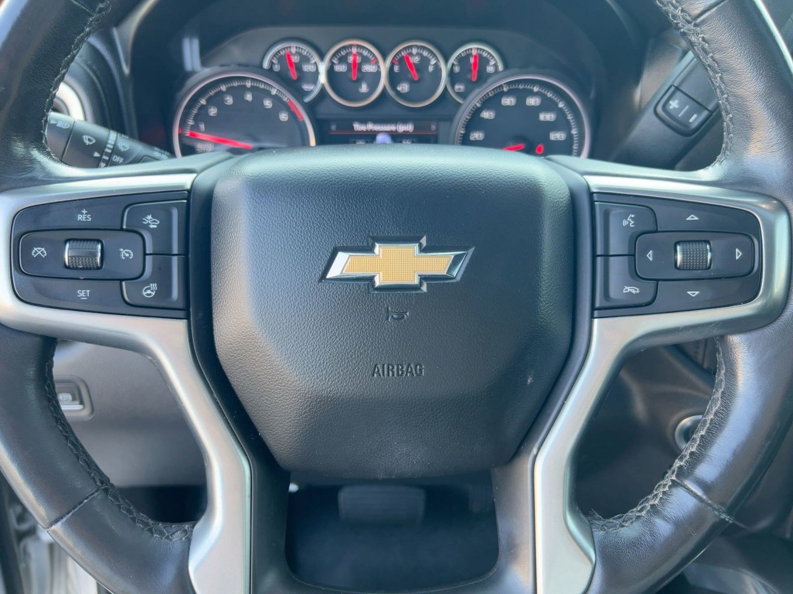 Used 2019 Chevrolet Silverado 1500 LTZ w/ LTZ Texas Edition image 15