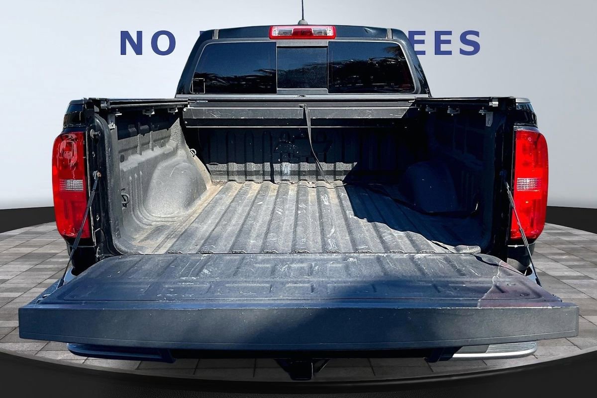 Used 2021 Chevrolet Colorado LT w/ Redline Special Edition image 7