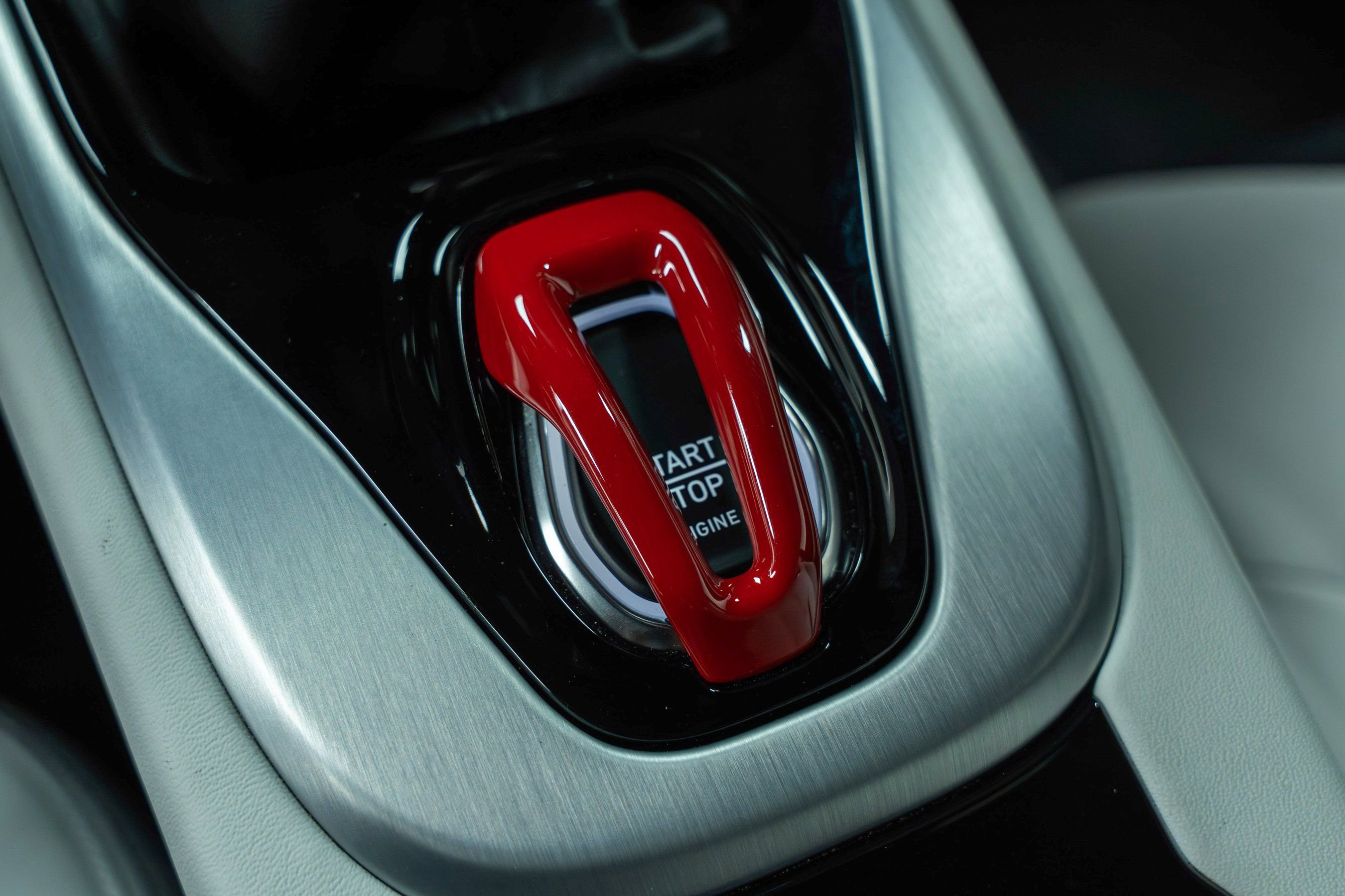 New 2025 Lotus Emira image 32