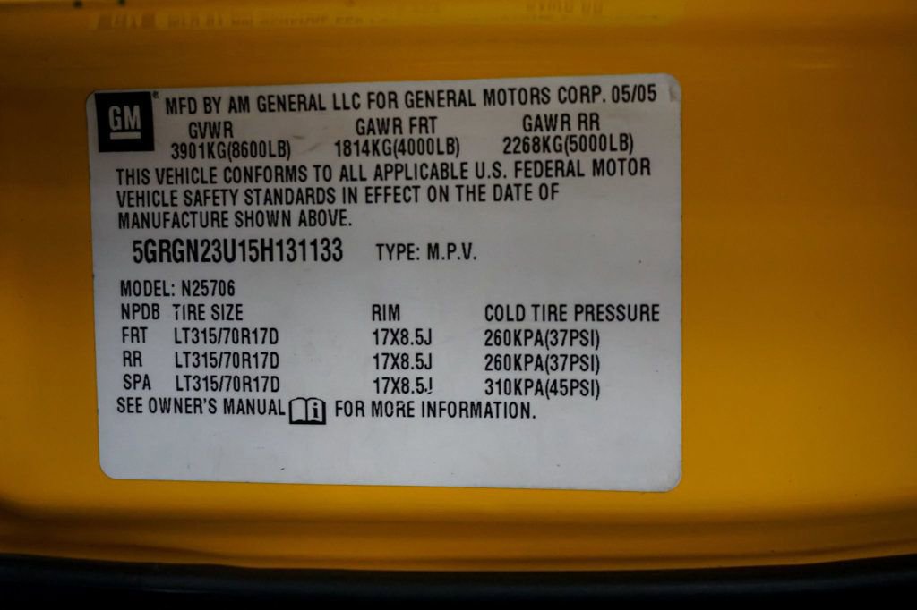 Used 2005 HUMMER H2 w/ Preferred Equipment Group image 19