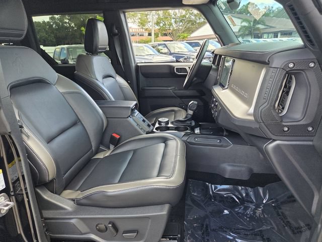 Used 2025 Ford Bronco Outer Banks AWD/4WD image 18