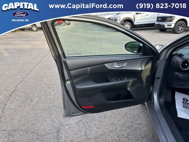 Used 2024 Kia Forte LXS image 19