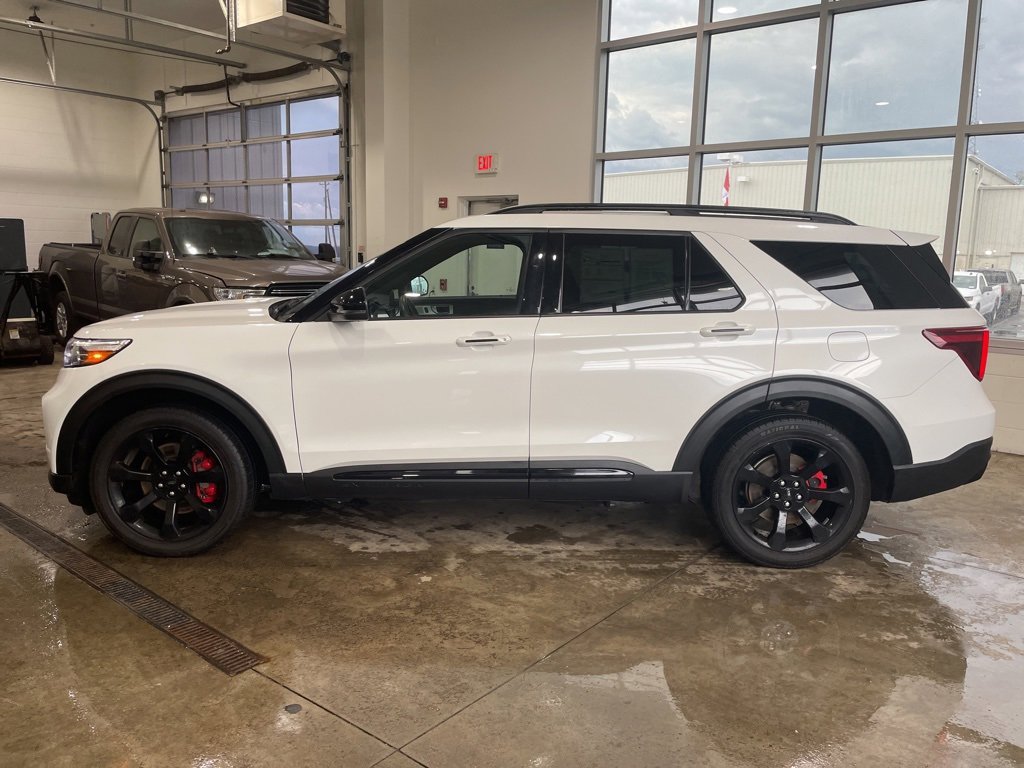 Used 2023 Ford Explorer ST w/ Equipment Group 401A image 8