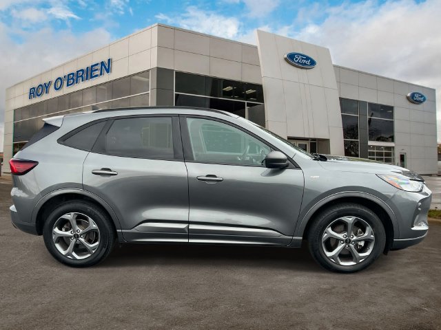 Certified 2024 Ford Escape ST-Line w/ Tech Pack #1 AWD/4WD image 6