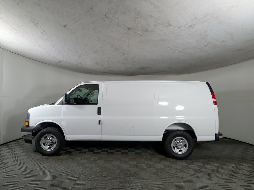 New 2026 Chevrolet Express 2500 w/ Driver Convenience Package RWD image 3