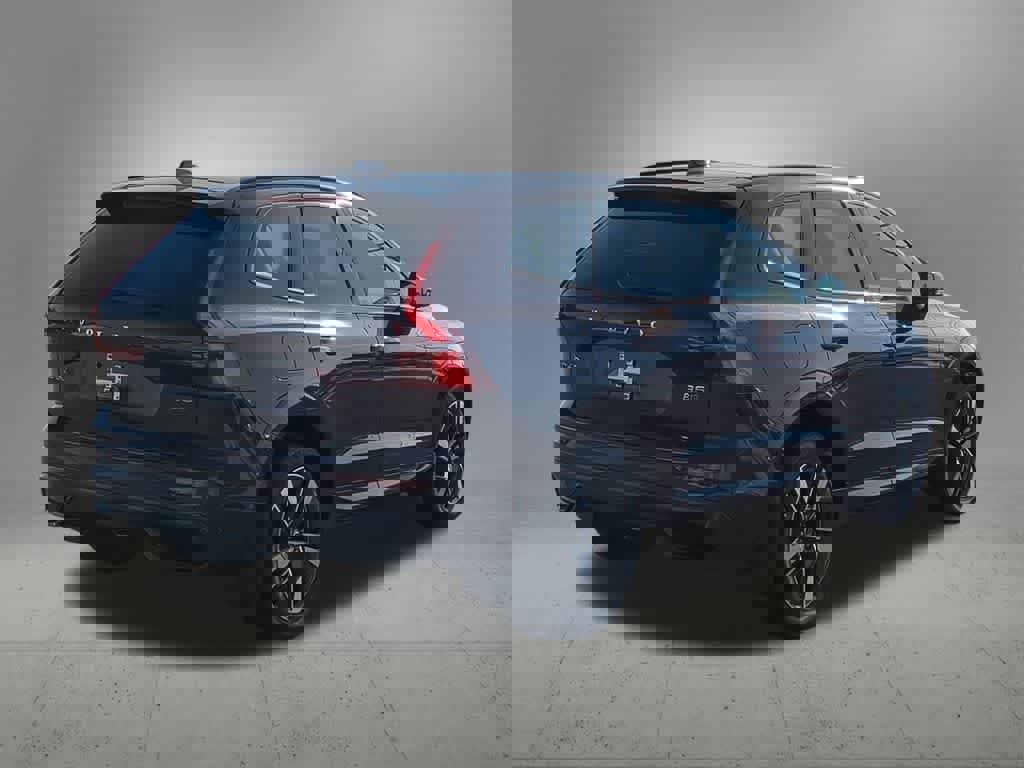 New 2026 Volvo XC60 B5 Plus w/ Protection Package Premier image 6